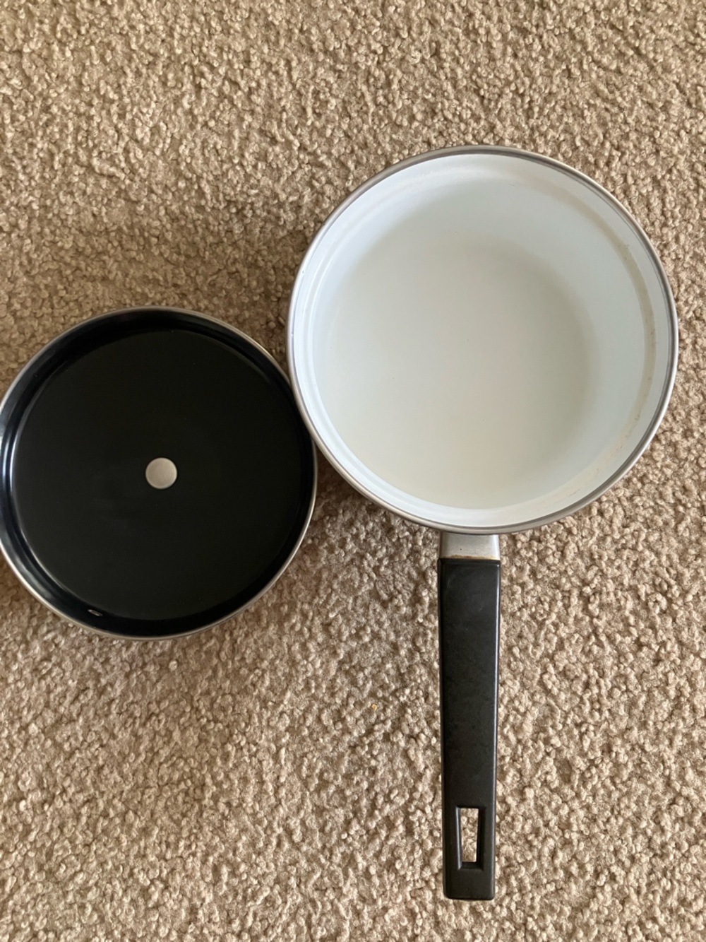 Vintage Floral Enamel Saucepan with Orange Lid - Picture 8 of 10